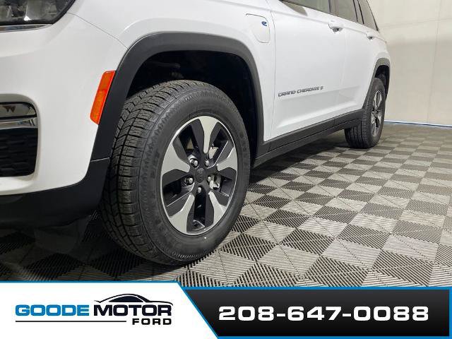 Used 2024 Jeep Grand Cherokee Limited 4xe AWD/4WD image 26
