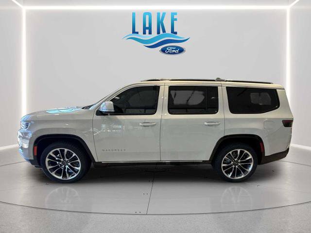Used 2022 Jeep Wagoneer Series III w/ Premium Group I AWD/4WD image 6