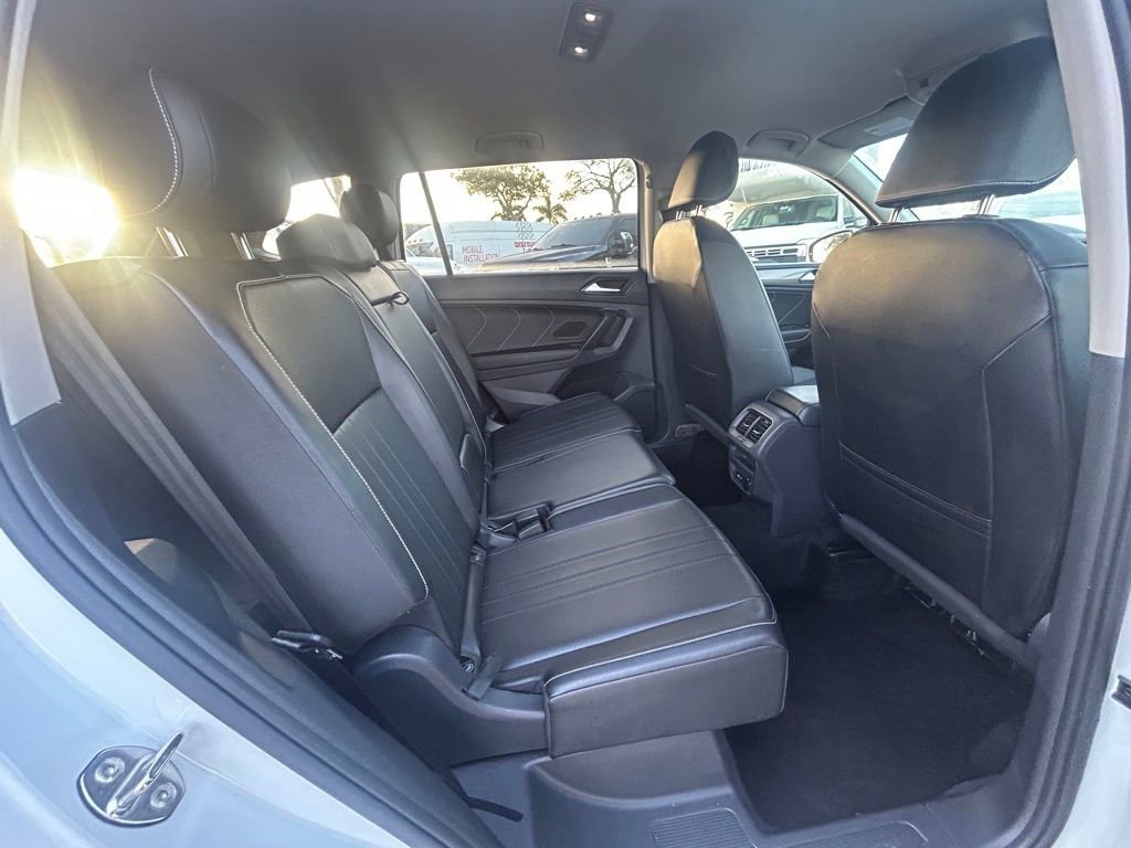 Used 2024 Volkswagen Tiguan SE image 23
