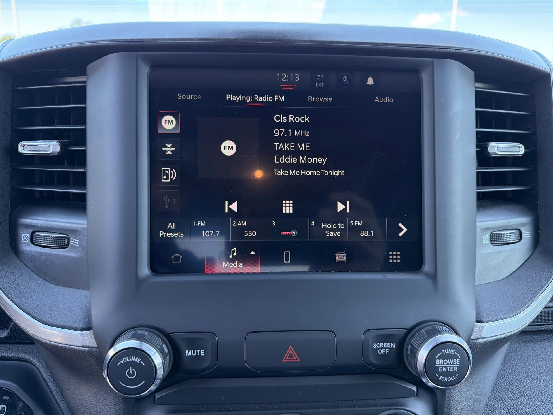 Used 2024 RAM 2500 Big Horn w/ Bed Utility Group image 12