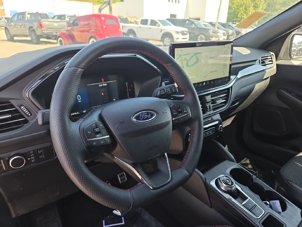 Certified 2023 Ford Escape ST-Line w/ Tech Pack #1 AWD/4WD image 7
