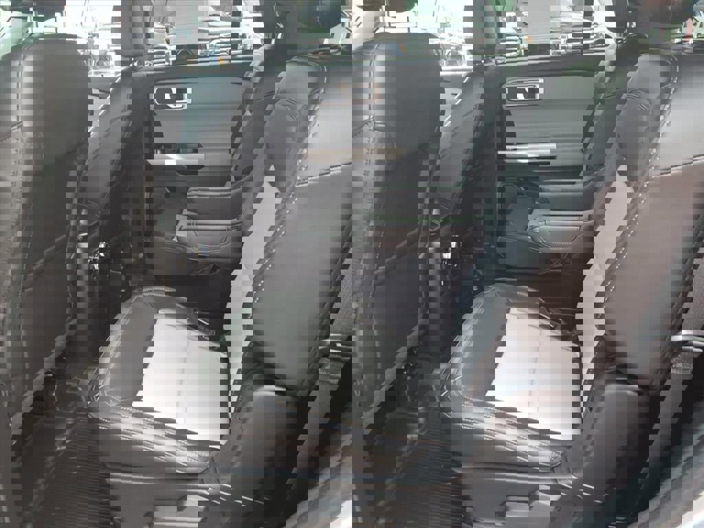 Certified 2023 Ford Explorer XLT w/ Equipment Group 202A image 18