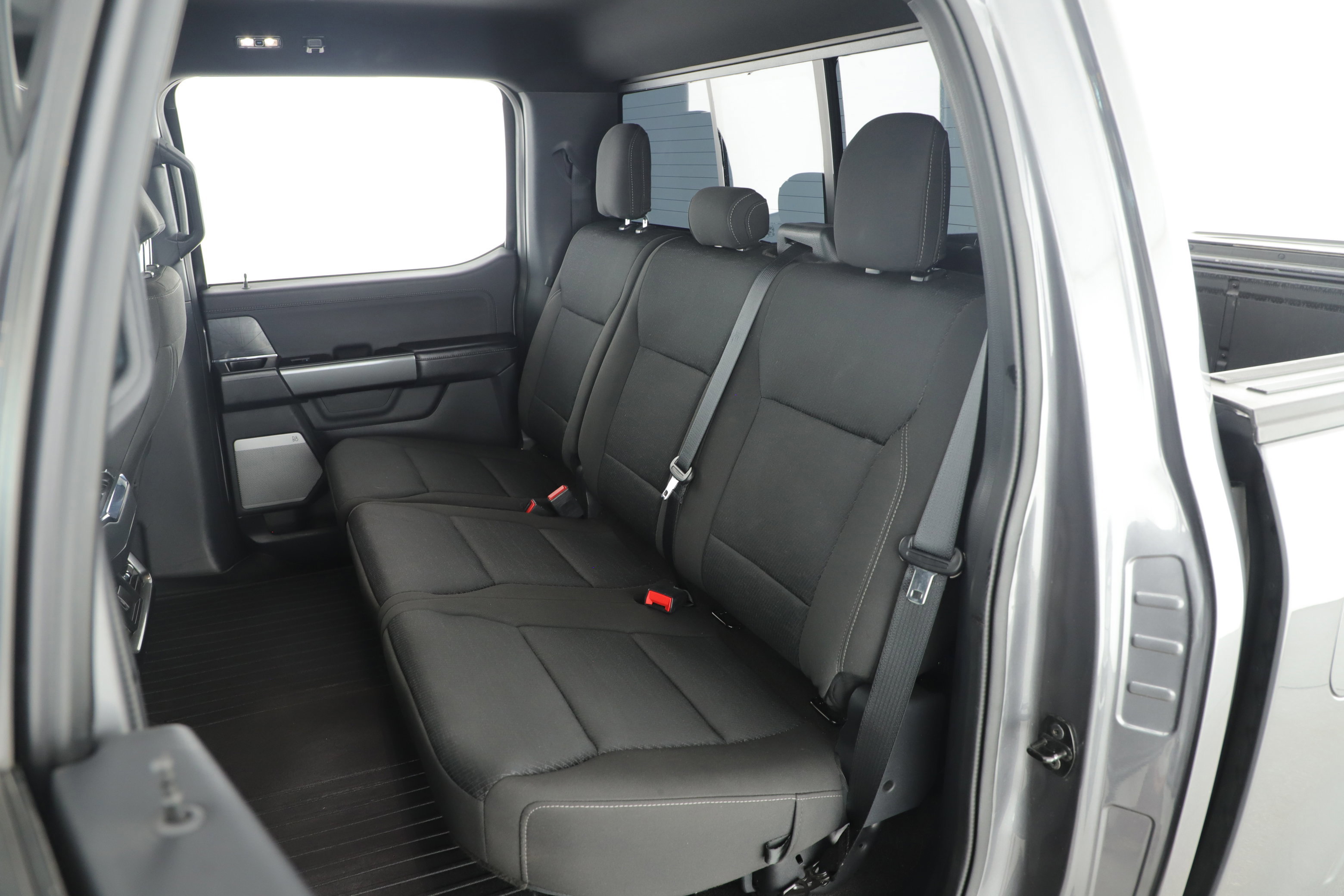 Certified 2021 Ford F150 XLT w/ Equipment Group 302A High image 25