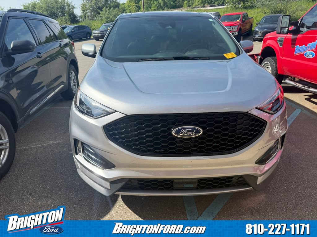 Certified 2024 Ford Edge ST-Line AWD/4WD image 2