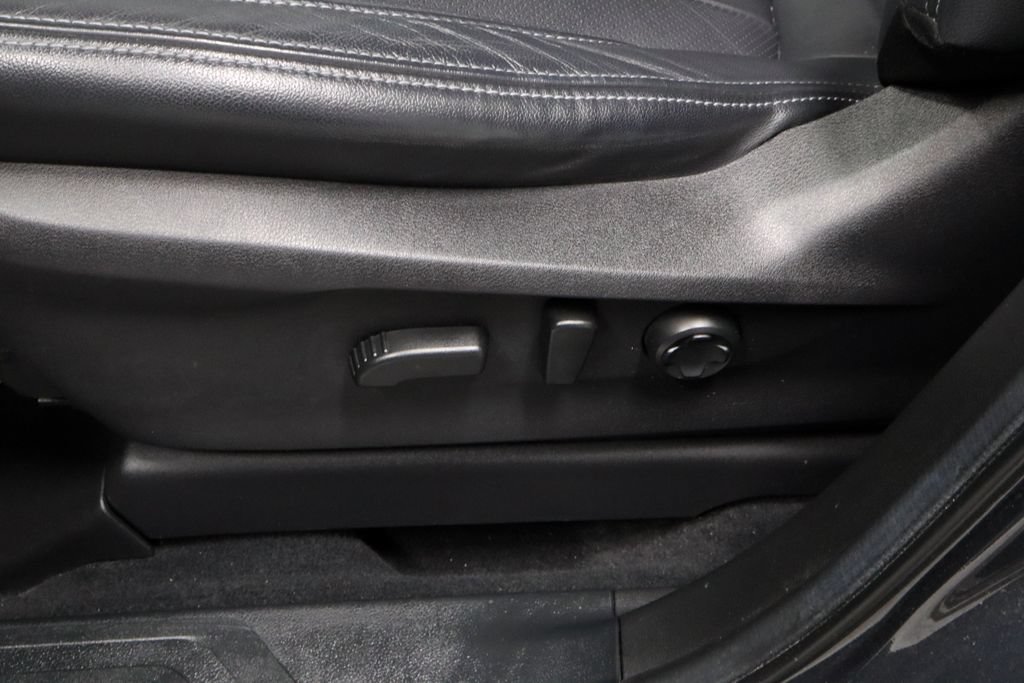 Used 2023 Subaru Ascent Limited AWD/4WD image 24