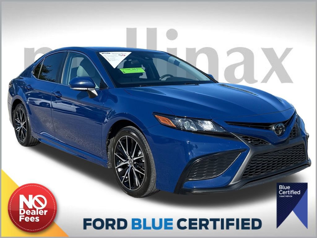 Used 2023 Toyota Camry SE