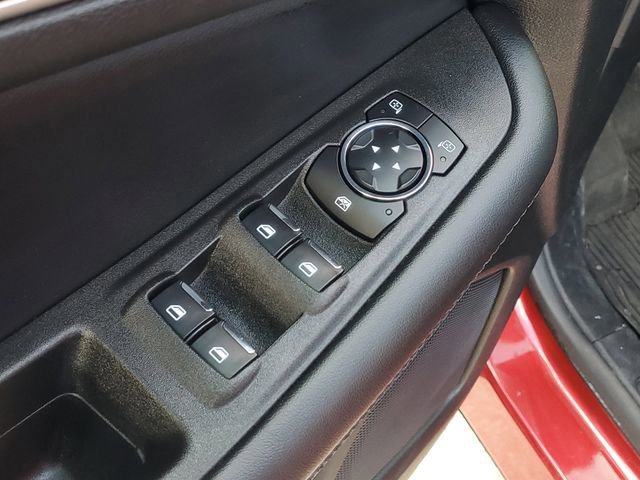 Certified 2024 Ford Edge SEL w/ Convenience Package image 10