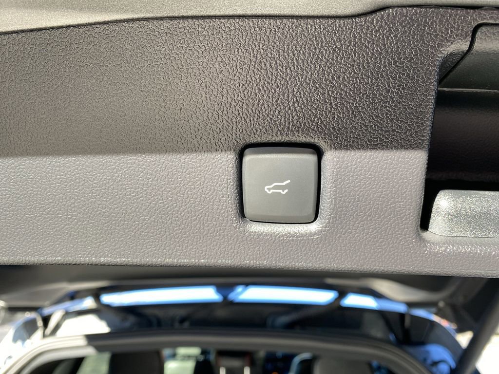 Certified 2025 Ford Escape ST-Line image 16