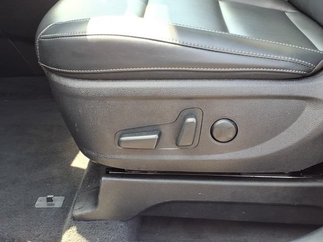 Used 2025 Kia Telluride S AWD/4WD image 17