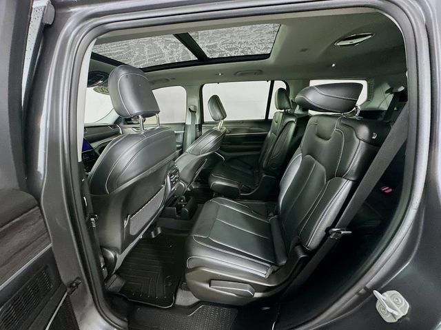 Used 2022 Jeep Grand Cherokee L Limited w/ Luxury Tech Group II AWD/4WD image 34