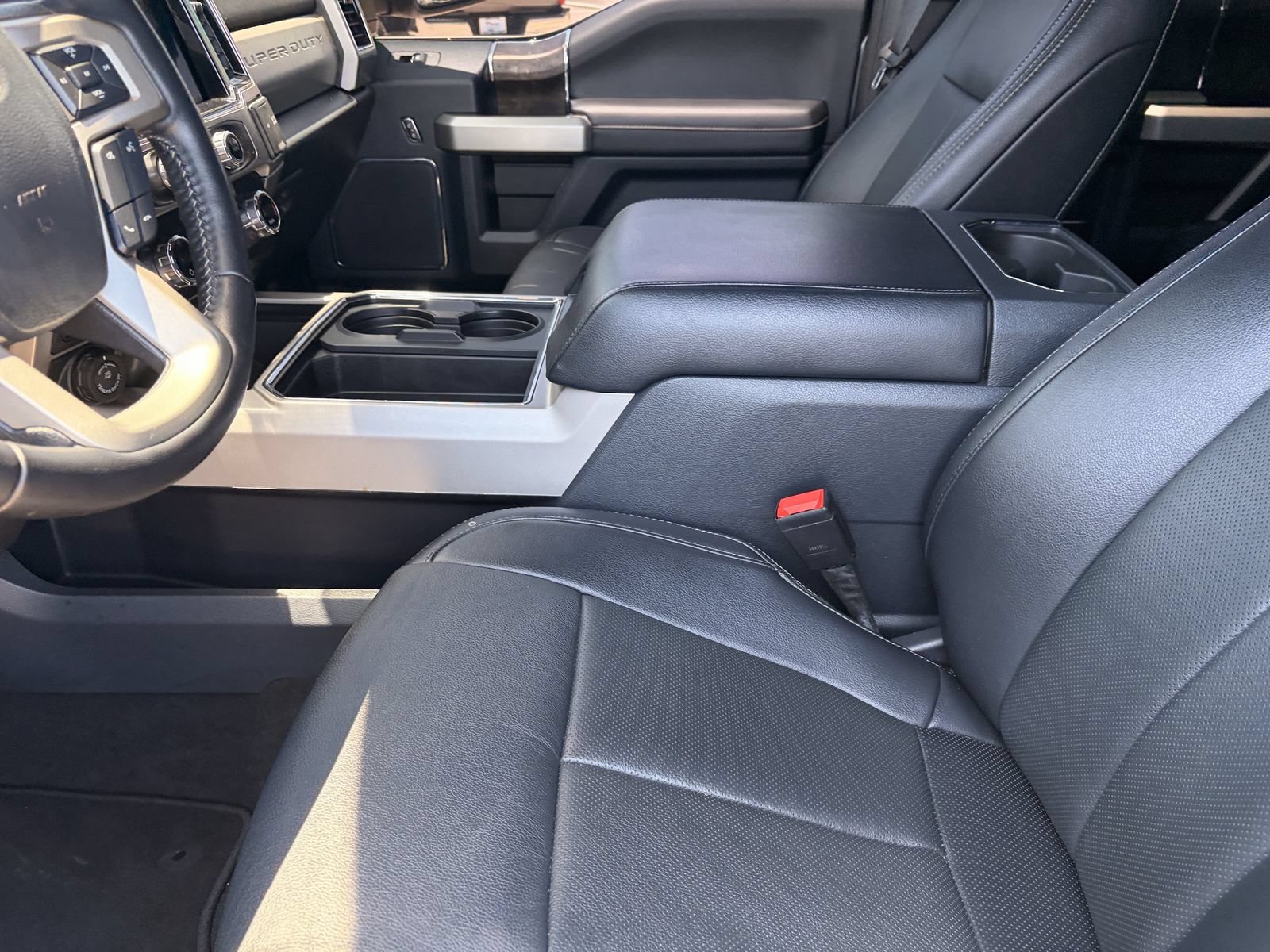 Certified 2022 Ford F250 Lariat w/ Lariat Ultimate Package AWD/4WD image 17