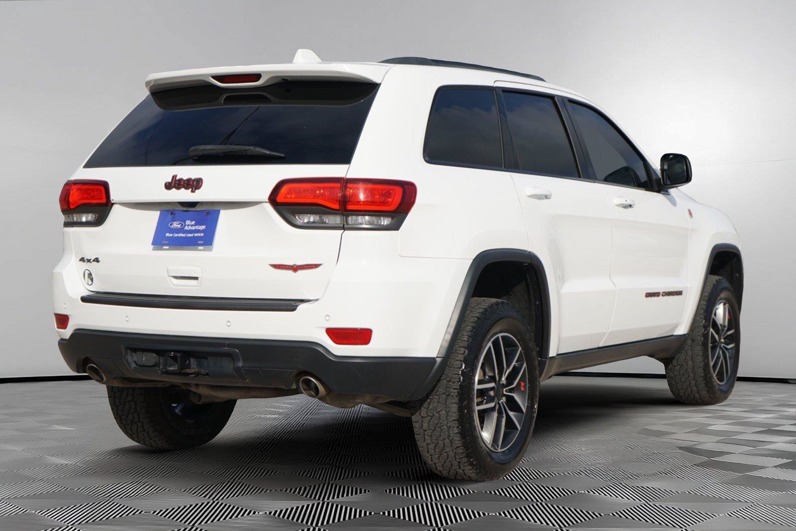 Used 2021 Jeep Grand Cherokee Trailhawk w/ Trailhawk Luxury Group AWD/4WD image 5