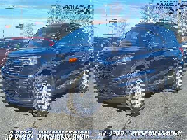 Certified 2020 Ford Explorer XLT w/ Class III Trailer Tow Package