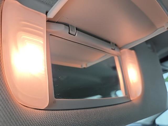 Used 2025 Subaru Outback Premium image 39