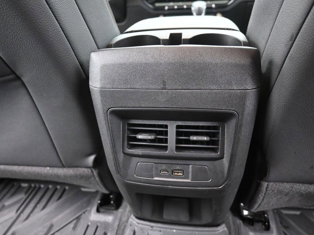 Used 2024 GMC Canyon Denali image 31