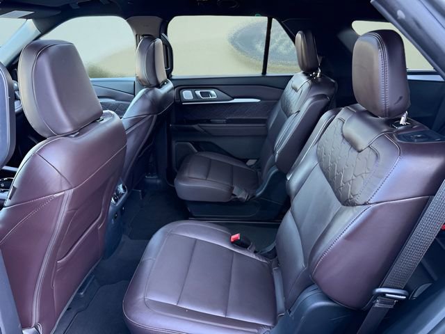 Certified 2025 Ford Explorer Platinum w/ LUX Leather Package AWD/4WD image 13