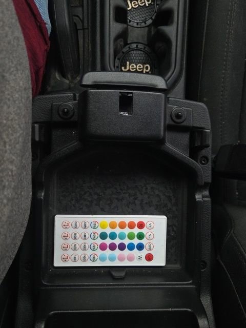 Used 2018 Jeep Wrangler Unlimited Sport S image 29