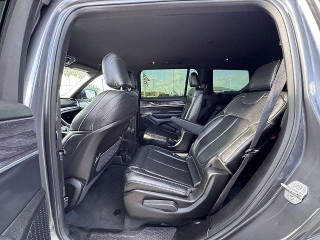 Used 2025 Jeep Grand Cherokee L Limited RWD image 16