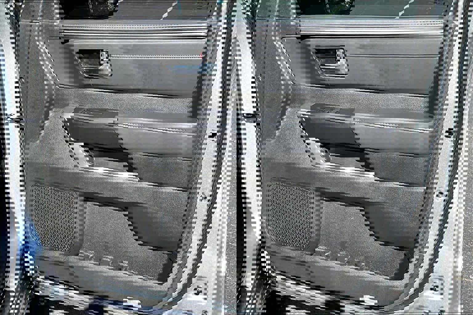 Used 2025 Toyota Tundra Platinum image 22