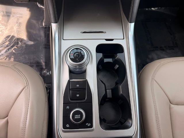 Certified 2023 Ford Explorer XLT w/ Equipment Group 202A AWD/4WD image 19