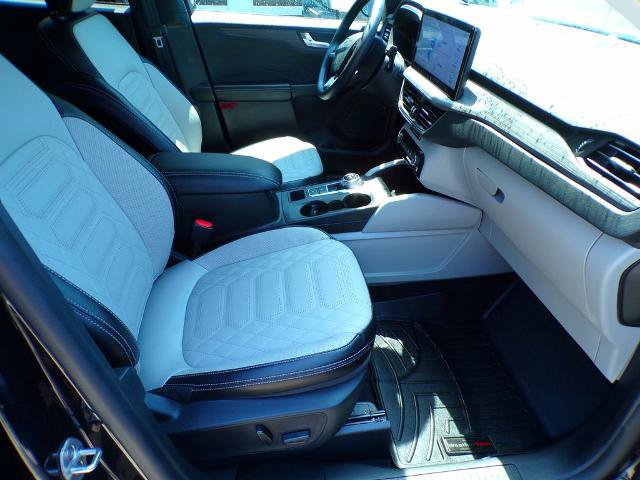 Certified 2024 Ford Escape SE w/ PHEV Premium Package FWD image 13