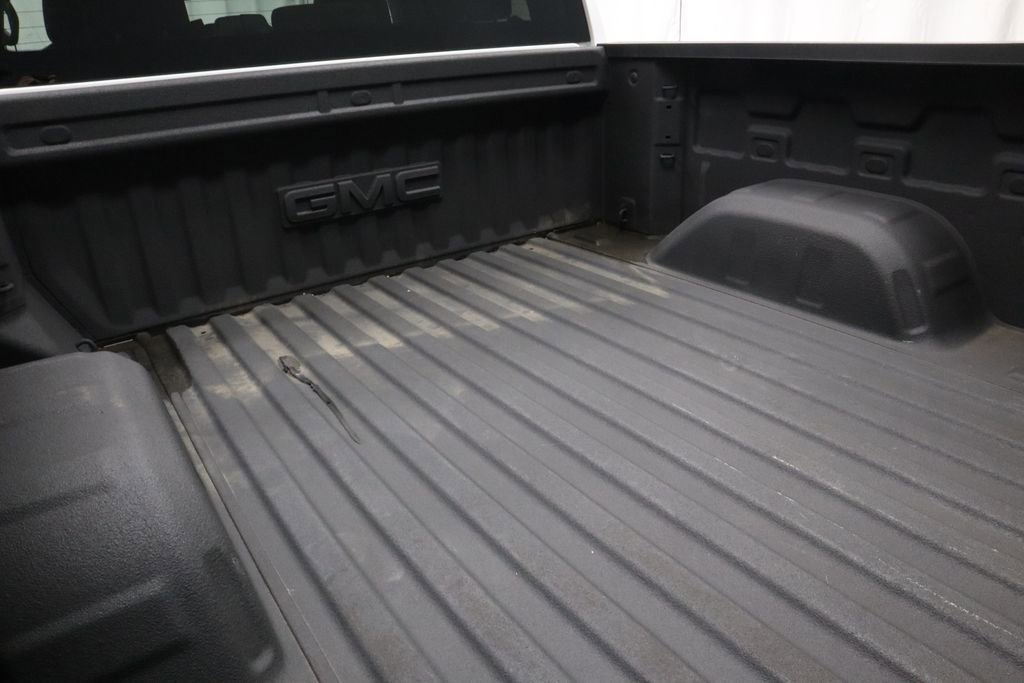 Used 2023 GMC Sierra 1500 SLE image 18