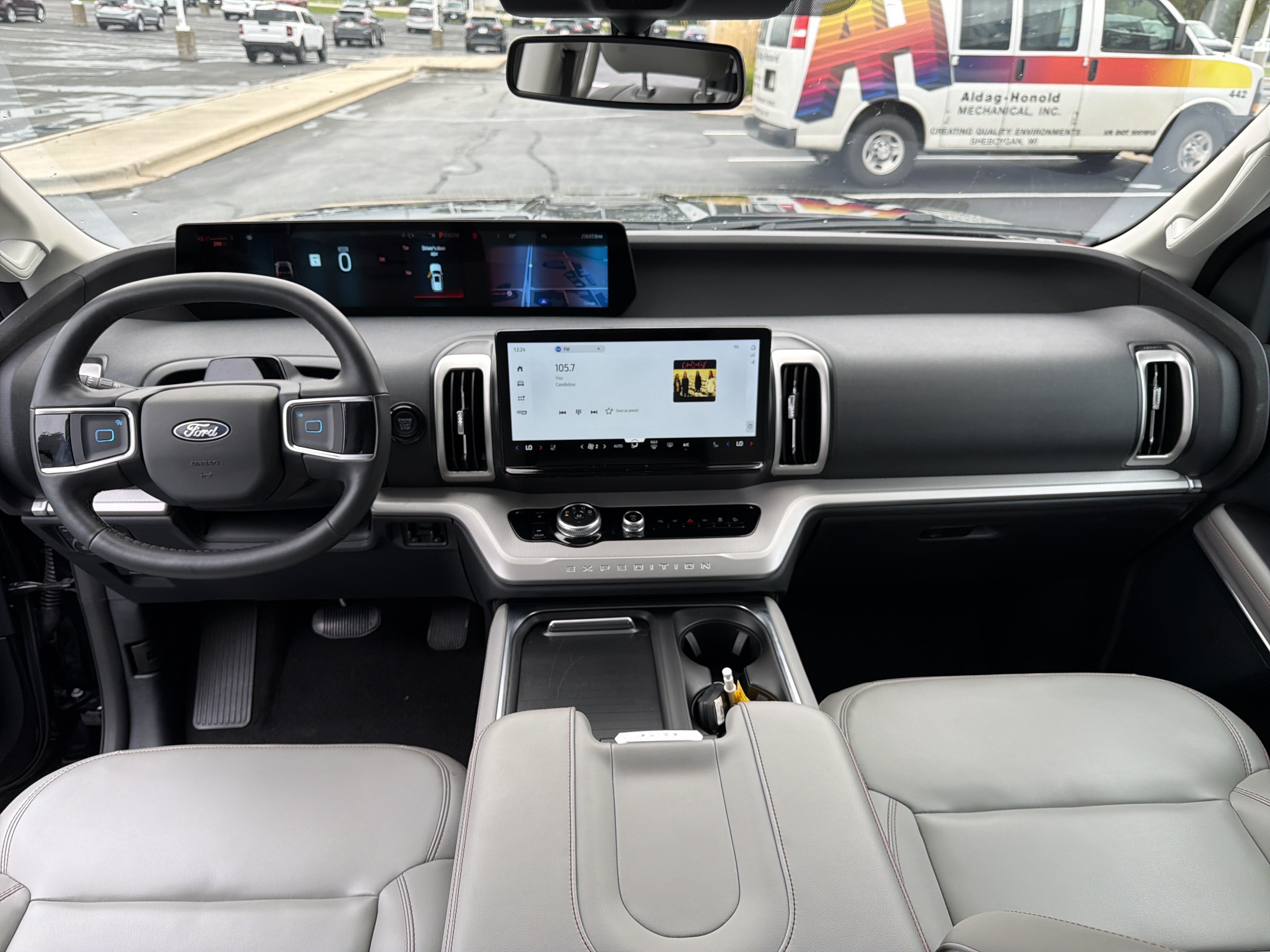 Certified 2025 Ford Expedition Active AWD/4WD image 33