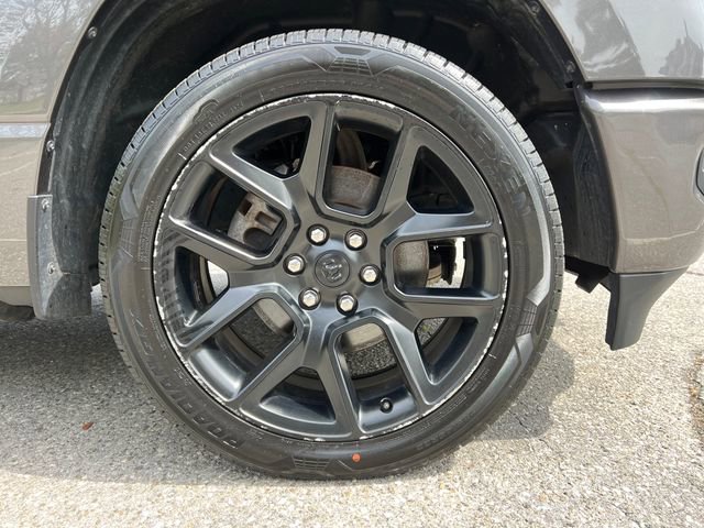 Used 2023 RAM 1500 Laramie AWD/4WD image 13