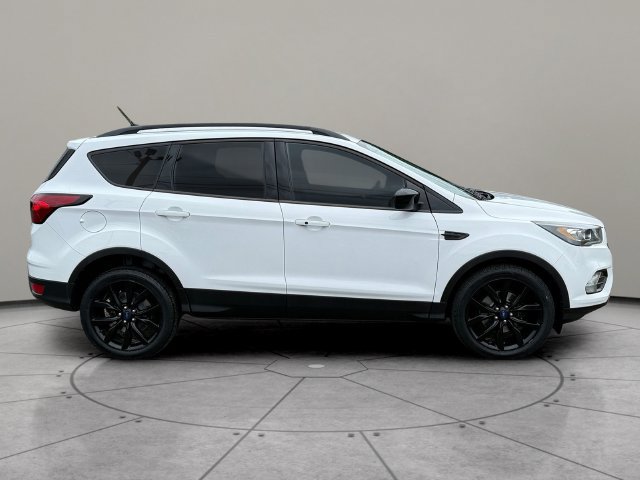 Certified 2019 Ford Escape SE FWD image 11