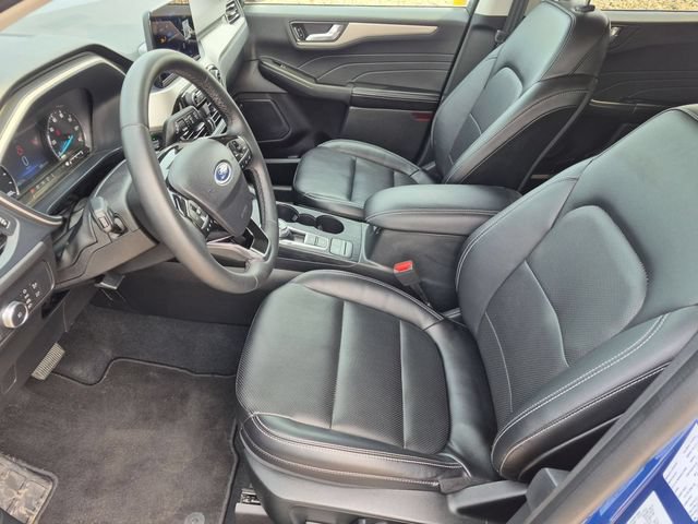 Certified 2022 Ford Escape SEL AWD/4WD image 12