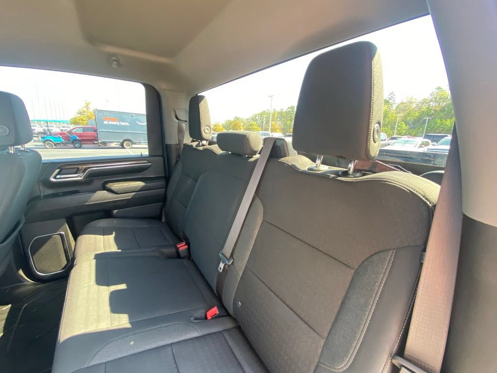Used 2024 Chevrolet Silverado 2500 LT AWD/4WD image 25