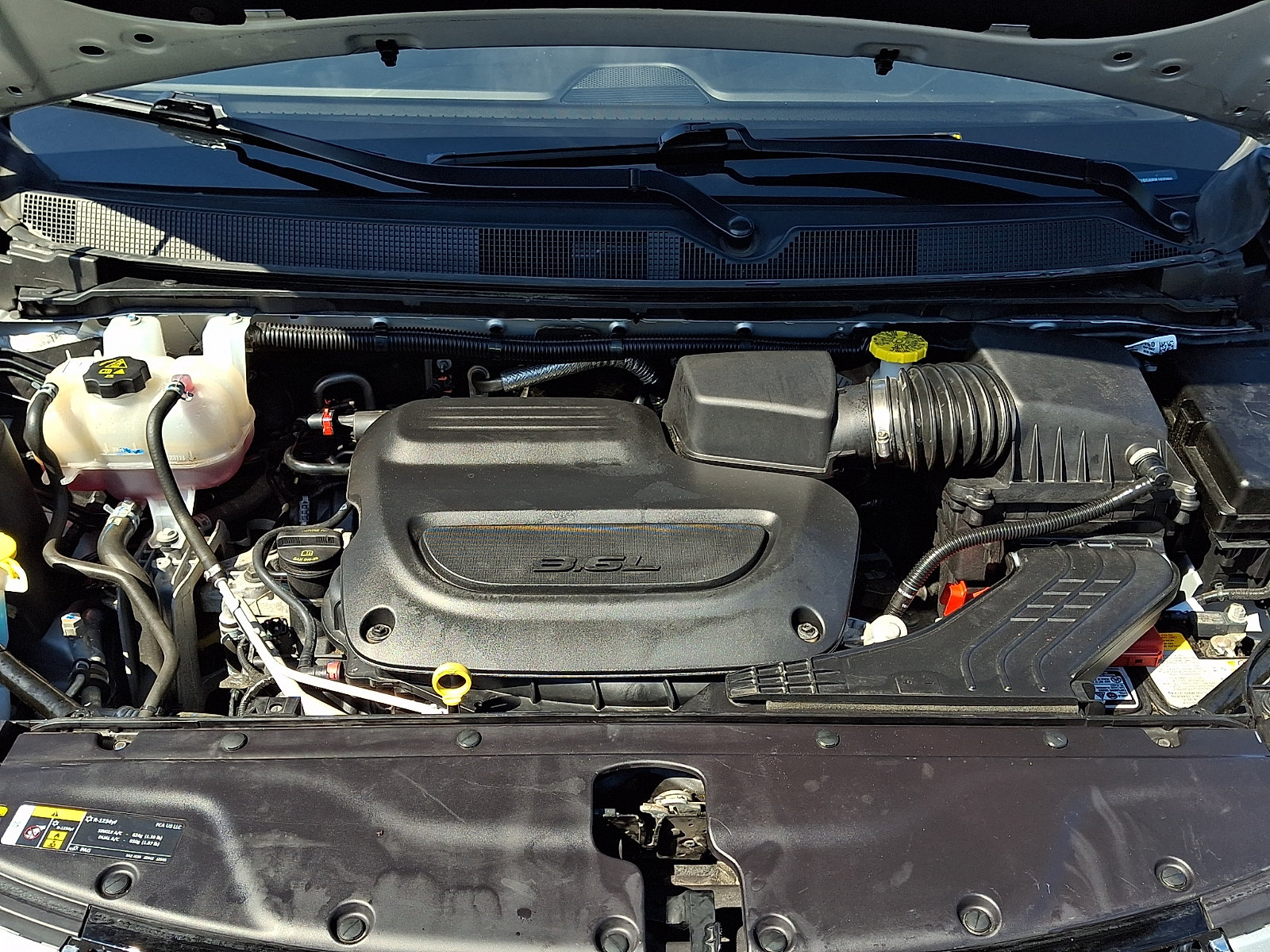 Used 2024 Chrysler Pacifica Touring-L FWD image 31