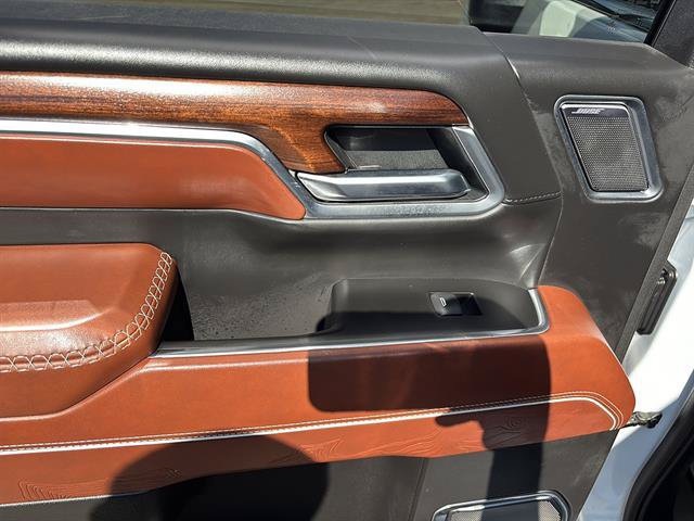 Used 2025 GMC Sierra 3500 Denali Ultimate AWD/4WD image 17