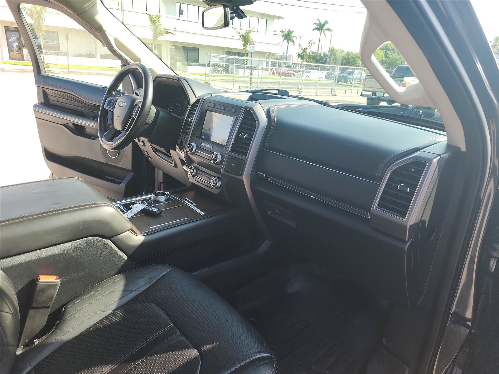 Certified 2020 Ford Expedition Platinum RWD image 32