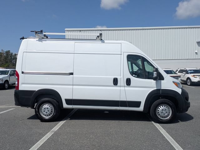 Used 2025 RAM ProMaster 2500 FWD image 3