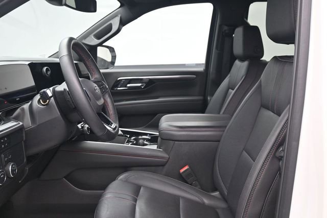 Used 2025 Chevrolet Tahoe RST w/ Comfort Package AWD/4WD image 6