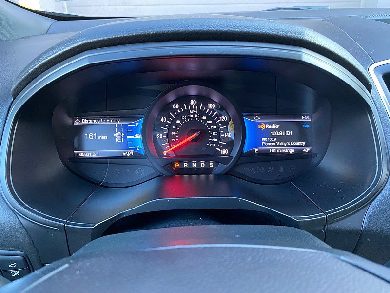 Certified 2022 Ford Edge ST w/ Equipment Group 401A image 18