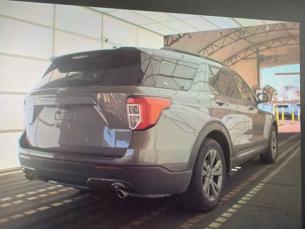 Certified 2023 Ford Explorer XLT w/ Equipment Group 202A RWD image 2
