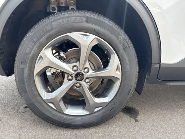 Certified 2025 Ford Escape ST-Line Select AWD/4WD image 12
