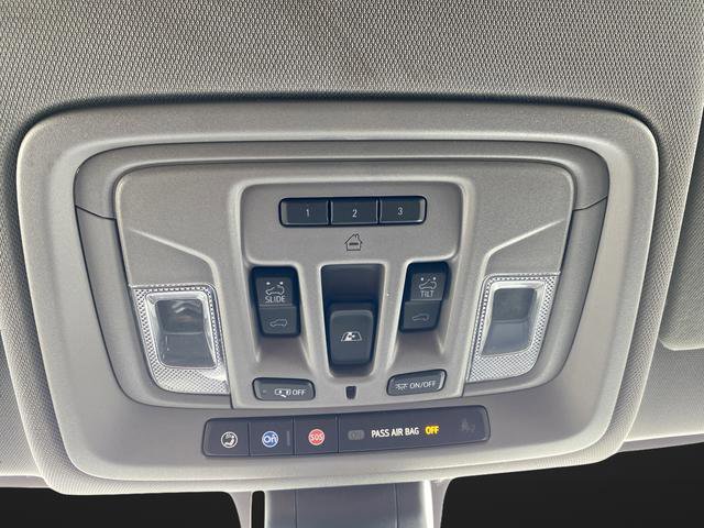Used 2020 GMC Sierra 1500 SLT w/ SLT Premium Plus Package image 26