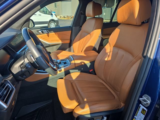 Used 2022 BMW X5 xDrive45e AWD/4WD image 11