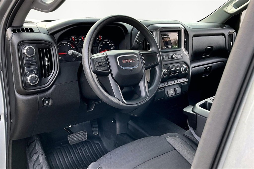 Used 2024 GMC Sierra 2500 Pro image 14