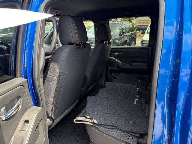 Used 2025 Nissan Frontier PRO-4X AWD/4WD image 32