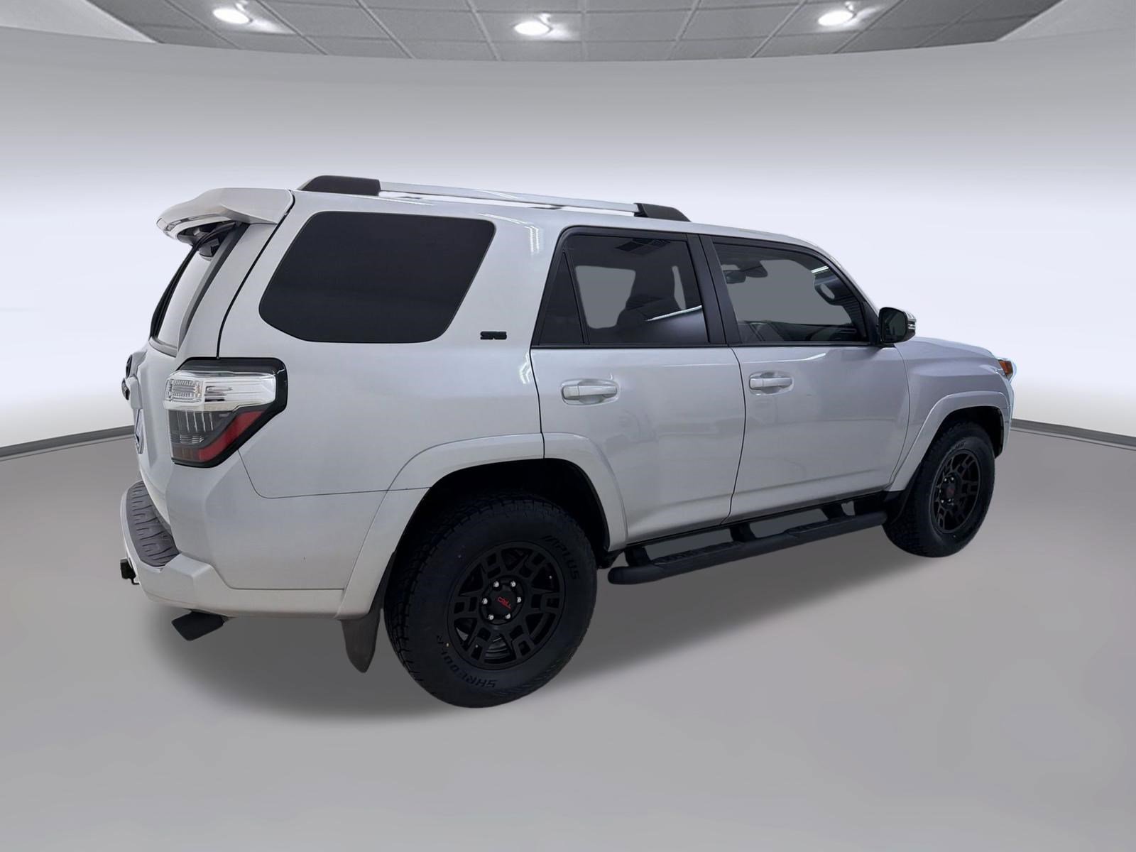 Used 2023 Toyota 4Runner SR5 Premium w/ Moonroof Package RWD image 9