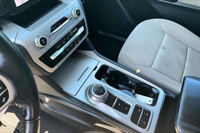 Certified 2023 Ford Explorer XLT RWD image 15