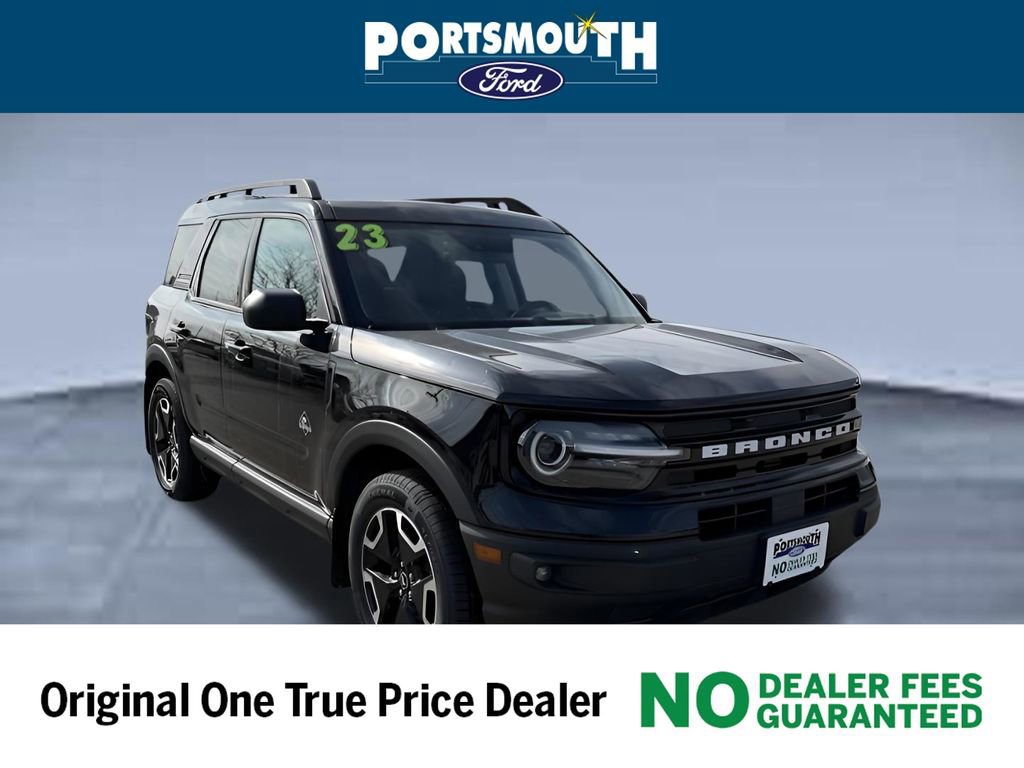 Certified 2023 Ford Bronco Sport Outer Banks w/ Tech Package image 2