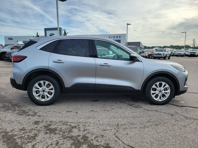 Certified 2023 Ford Escape Active AWD/4WD image 6