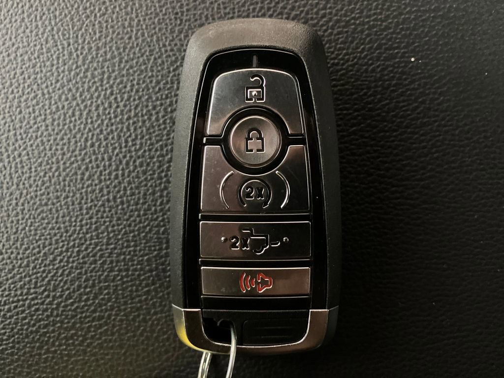 Certified 2025 Ford F150 Lariat image 34