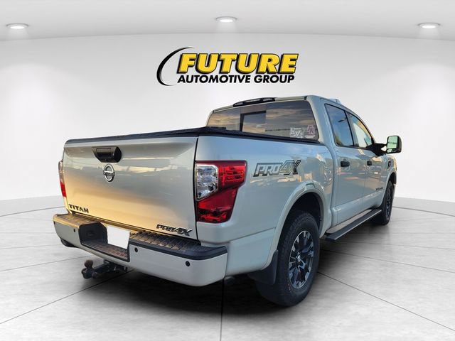 Used 2017 Nissan Titan PRO-4X image 2