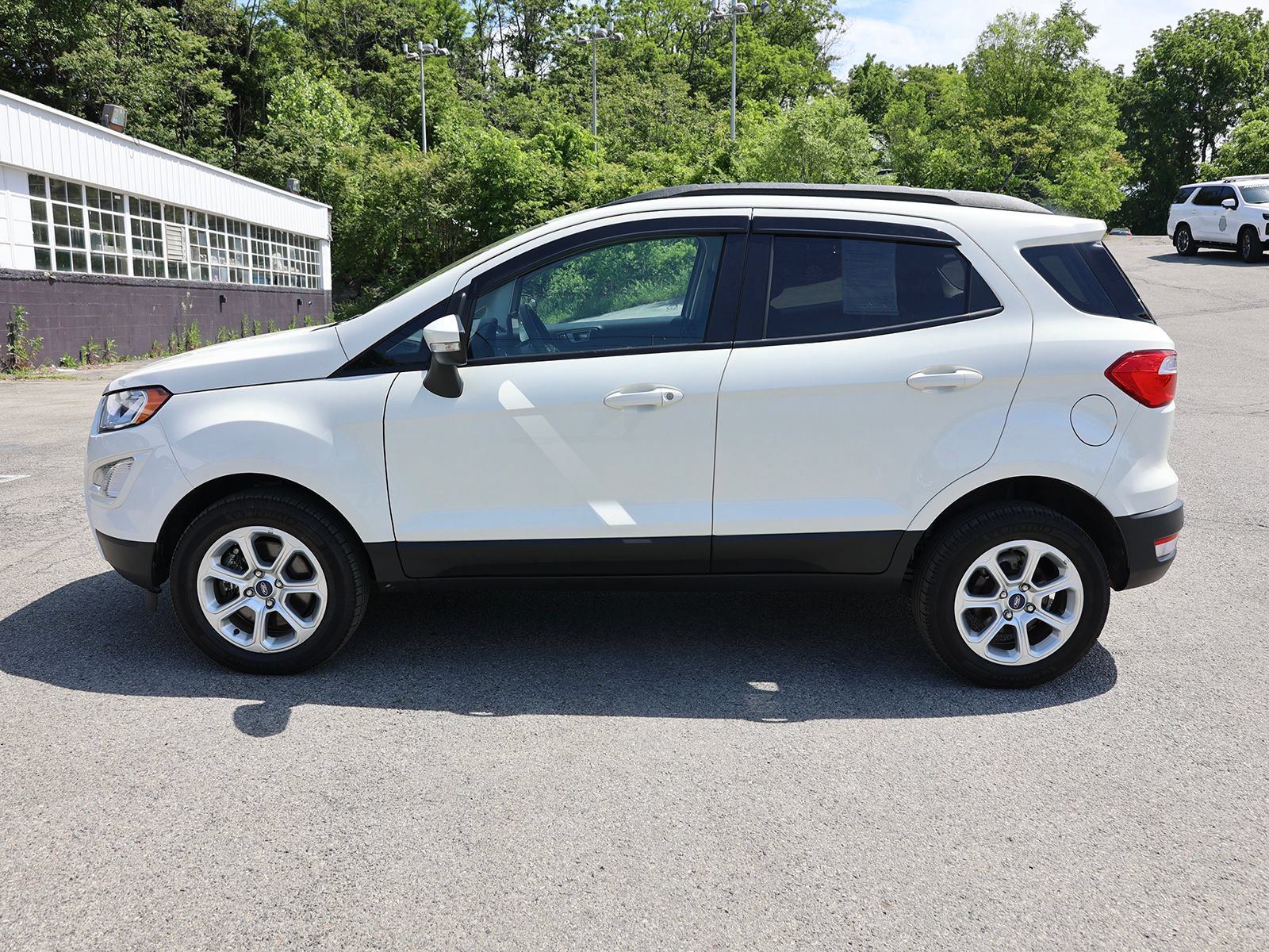 Certified 2022 Ford EcoSport SE w/ SE Convenience Package AWD/4WD image 4